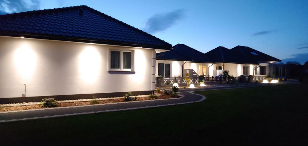 Apartamenty Dzemejra - Jumeirah Ujście-Darłowskie Extérieur photo