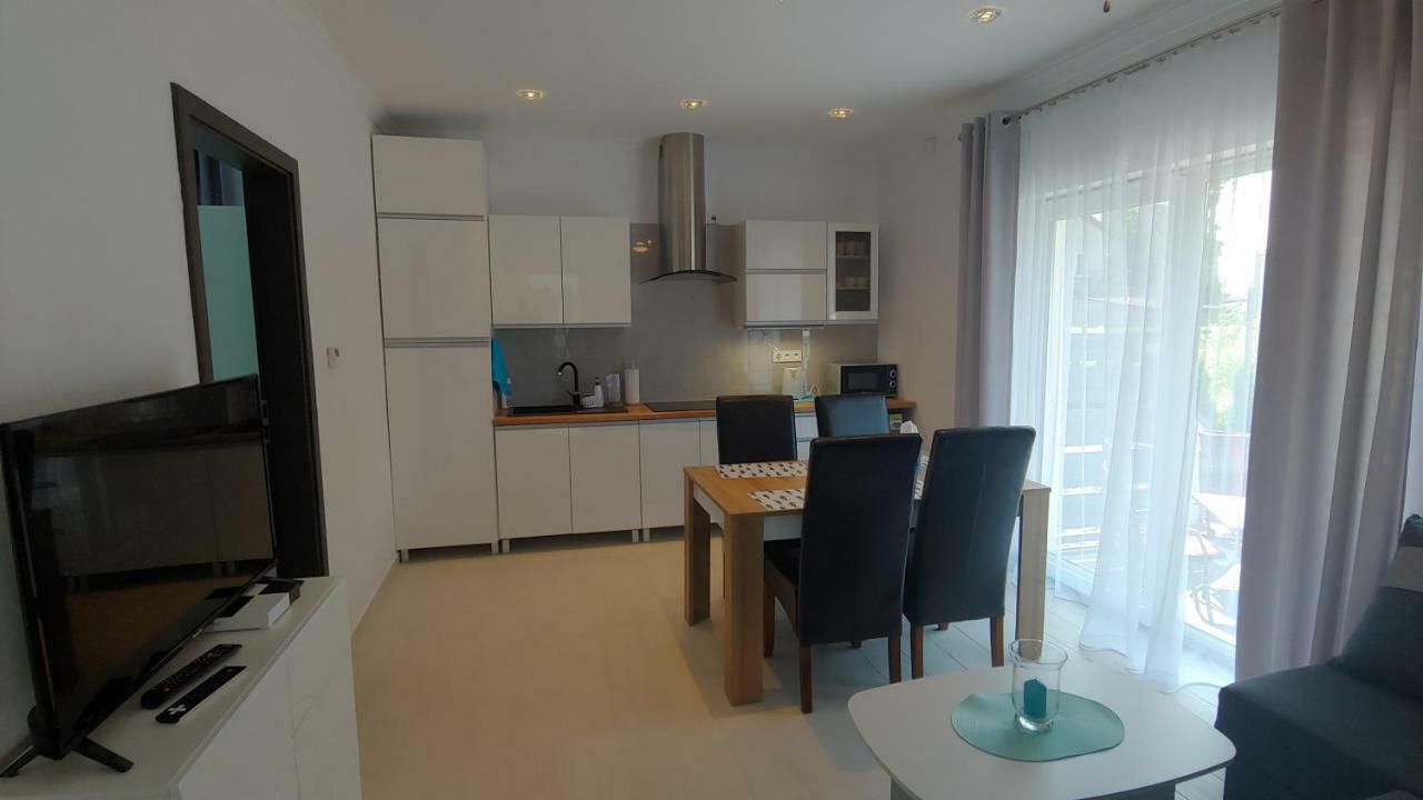 Apartamenty Dzemejra - Jumeirah Ujście-Darłowskie Extérieur photo